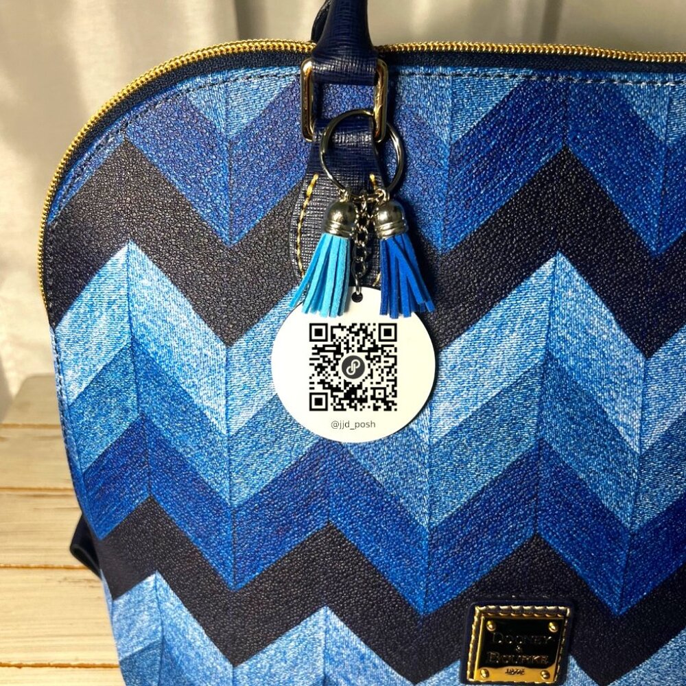 Custom Bag Tag / Key Chain - YOUR Poshmark QR code & closet name - Picture 1 of 4